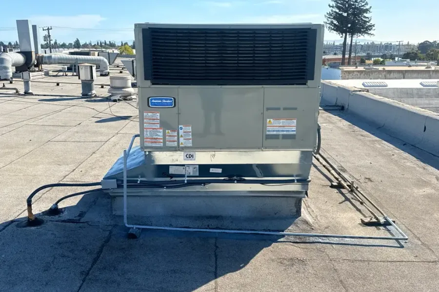 American Standard rooftop packaged heat pump installed in Oakland
